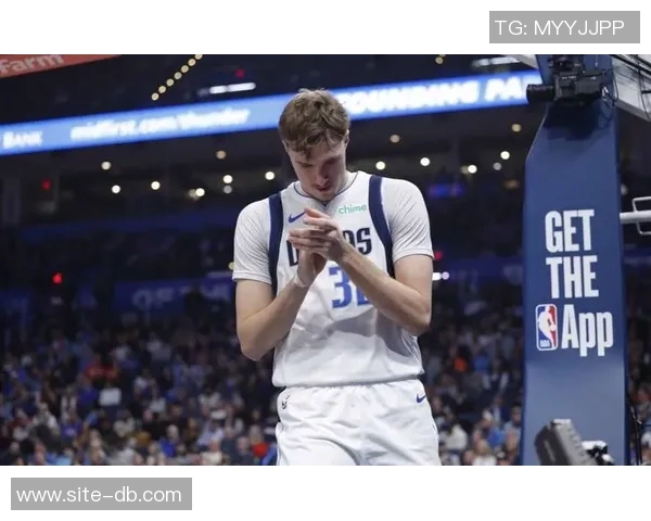 浓眉称赞弗拉格在逆境中表现出色NBA赛季如同过山车般起伏不定